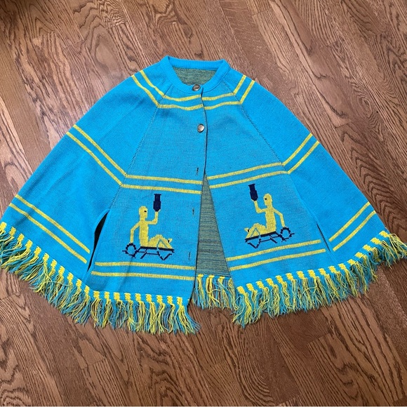 Kids Woven Poncho - Picture 1 of 5